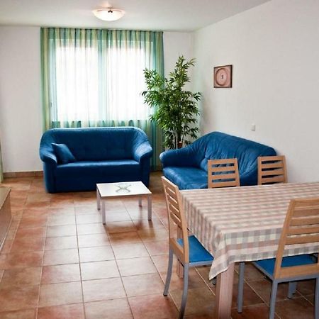 Roza Apartment Novigrad Istria Esterno foto