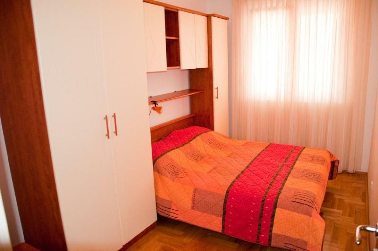 Roza Apartment Novigrad Istria Esterno foto