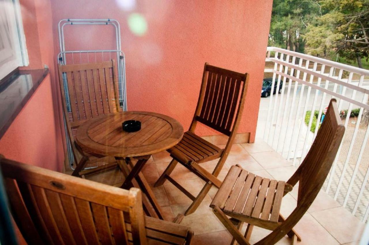 Roza Apartment Novigrad Istria Esterno foto