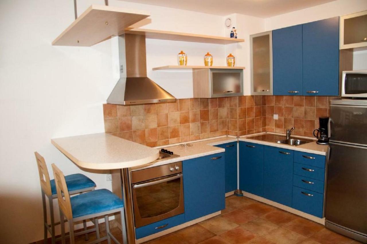 Roza Apartment Novigrad Istria Esterno foto